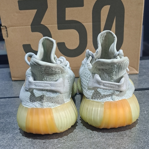 Yeezy Adidas Sneakers - Picture 4 of 10